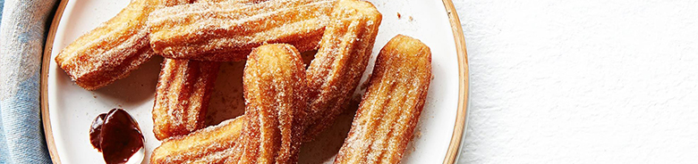 Churros With Biscoff Sauce 